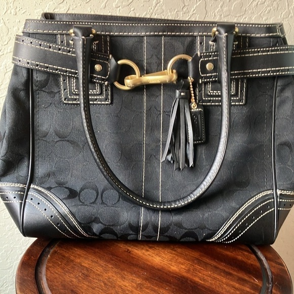 Coach: Black Hampton Signature Satchel Tote Bag- Leather Trim- Gold tone(10509) - Picture 6 of 16